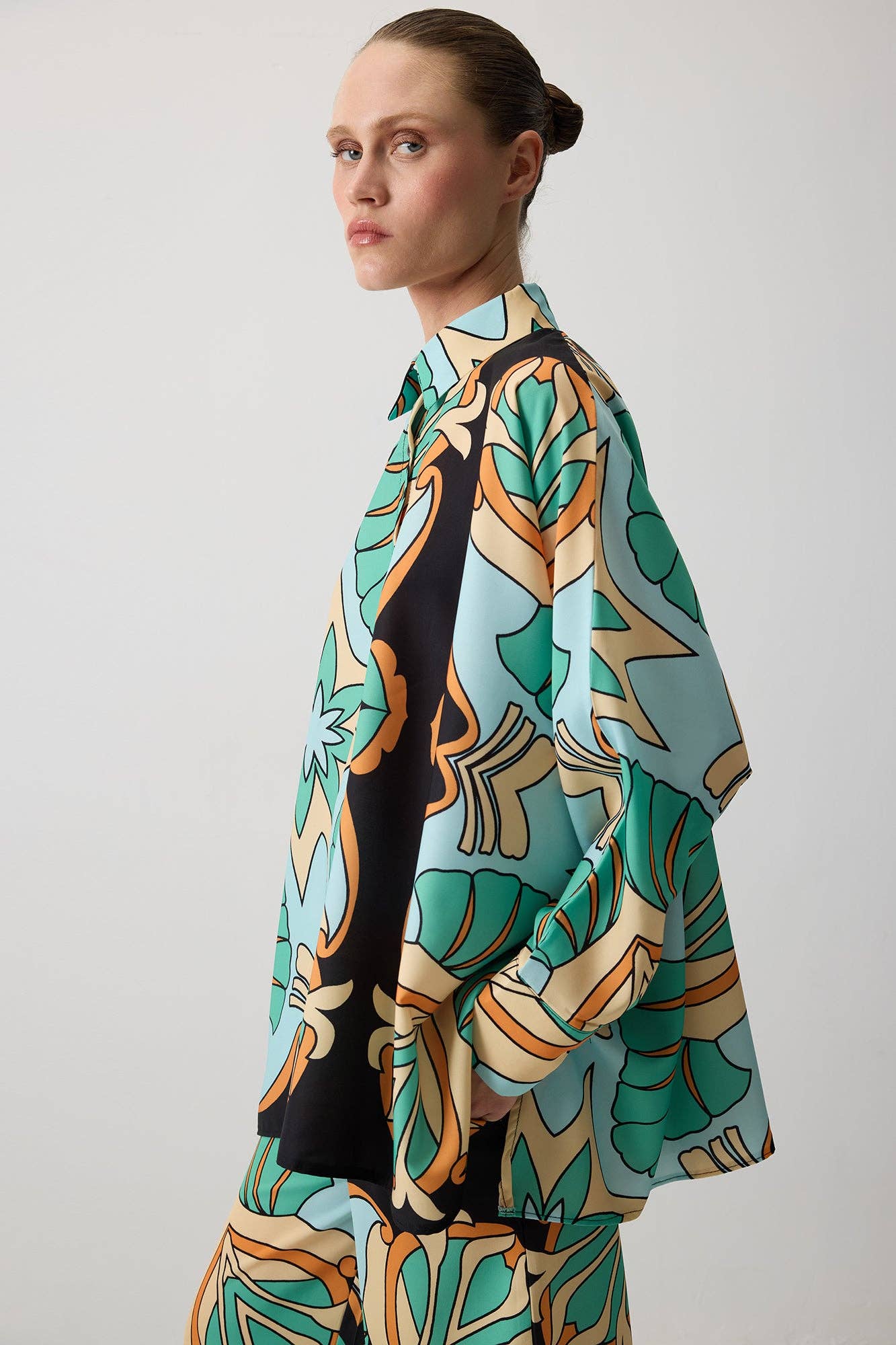 PATTERNED SHIRT AND PANTS SET