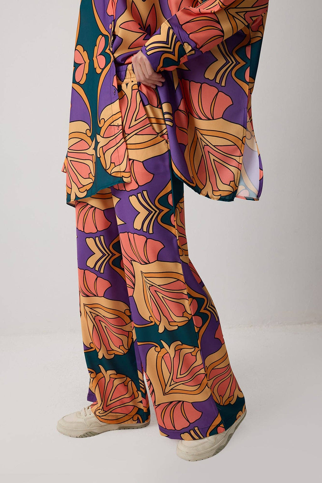 PATTERNED SHIRT AND PANTS SET