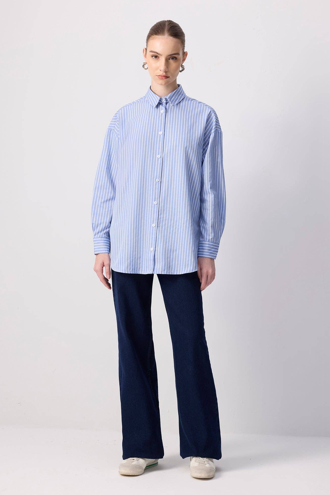 THIN STRIPED OVERSIZE SHIRT