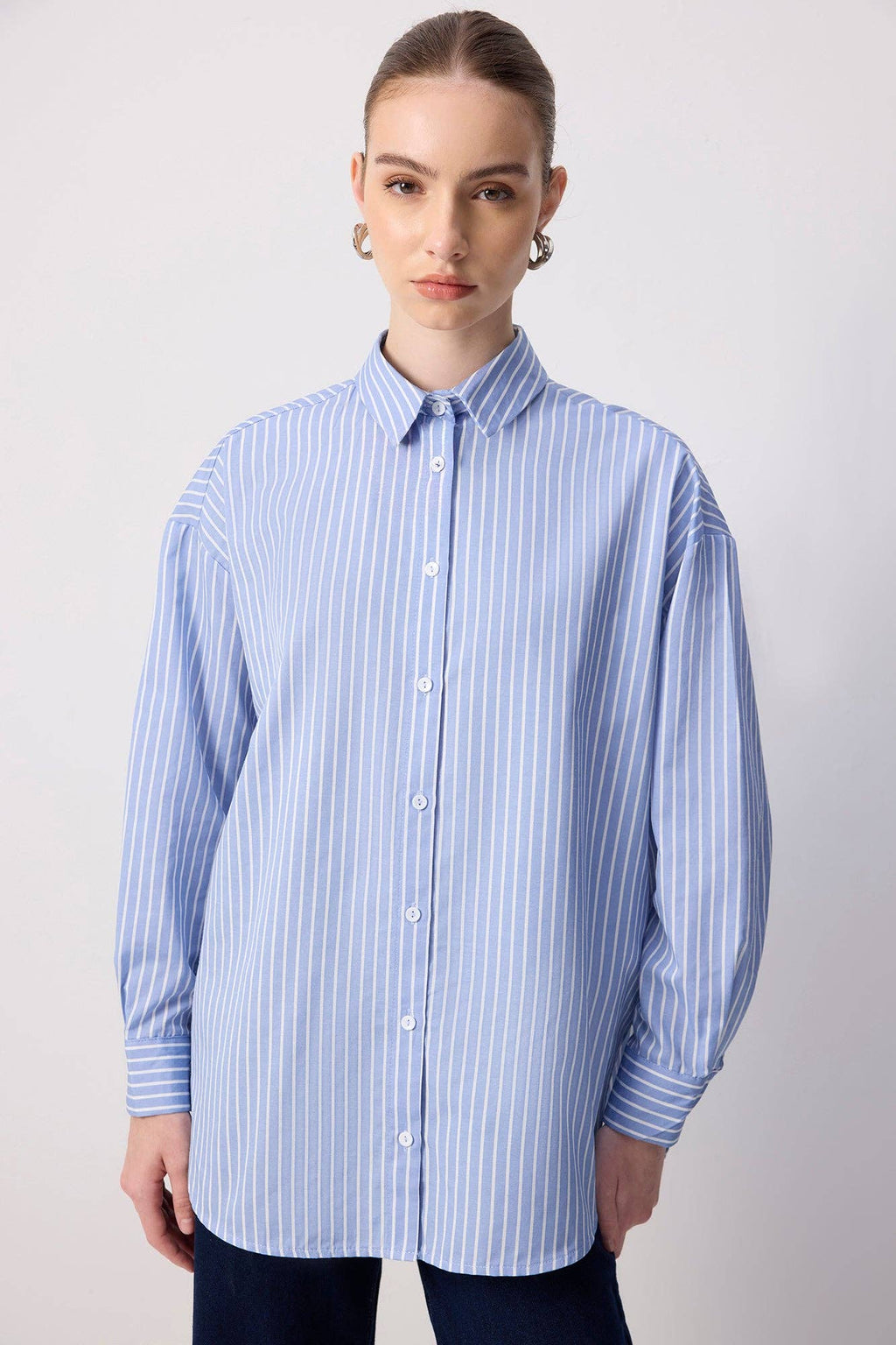 THIN STRIPED OVERSIZE SHIRT